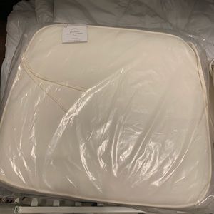 POTTERY BARN Classic Dining Cushions (set of 10)